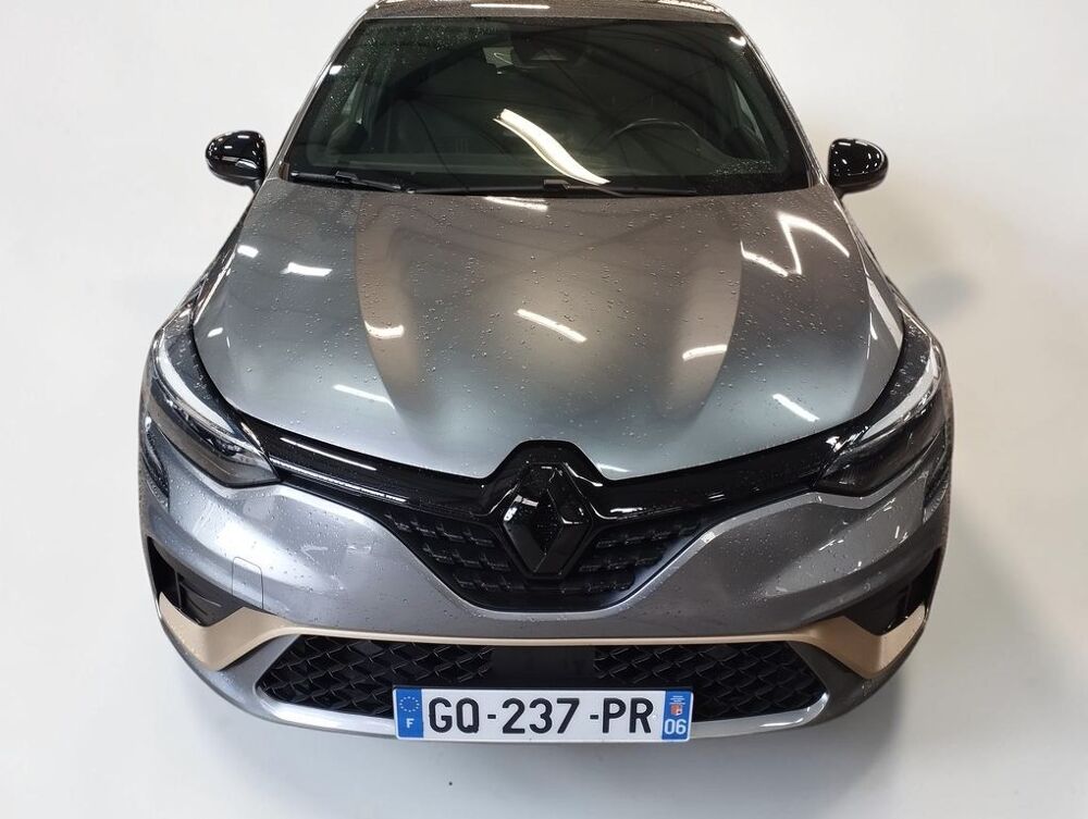 Clio V 1.6 GPF 145 HYBRID 94 ENGINEERED 2023 occasion 06640 Saint-Jeannet