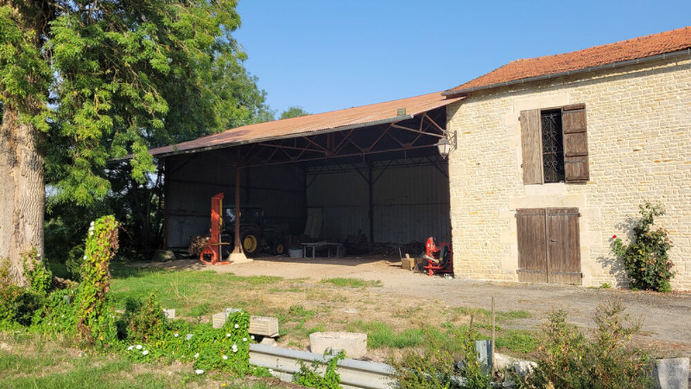 Maison 5 chambres à vendre à Mauzé Sur Le Mignon 79210