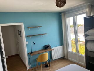  Appartement à louer 4 pièces 90 m²