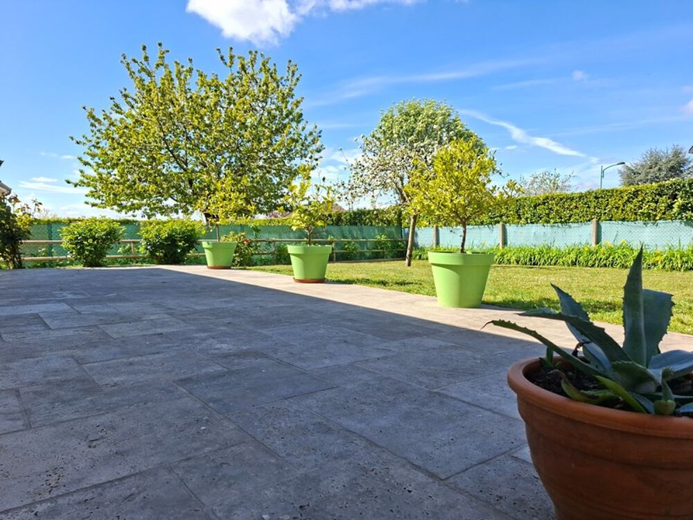 Vente Maison Jolie maison à qql minutes du centre Alençon, AUCUN travaux à prévoir, de qualité, jardin clos, parfaitement entretenue Alencon