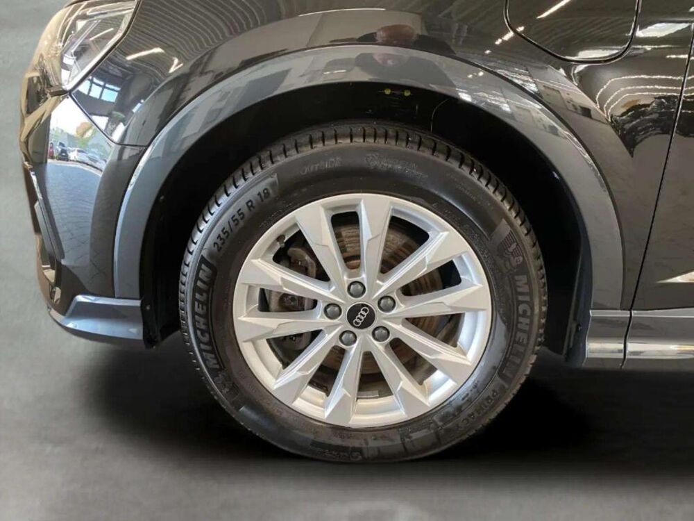 Q3 Sportback • 45 TFSI e S line Attache remorque Toit ouvrant 2023 occasion 33600 Pessac