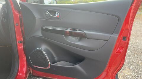 Captur 1.5 dCi 90 EDC6 Helly Hansen 2015 occasion 77160 Saint Hilliers