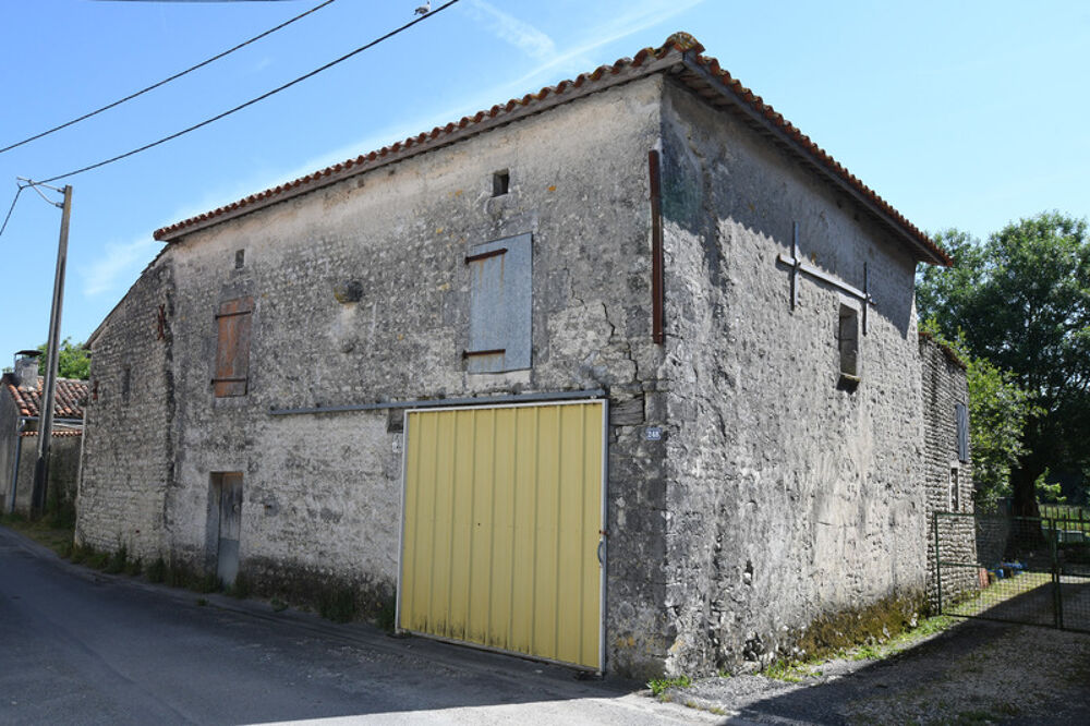 Vente Remise/Grange Dpt Charente (16),  vendre GOURVILLE maison P1  - Terrain de 211,00 m Gourville