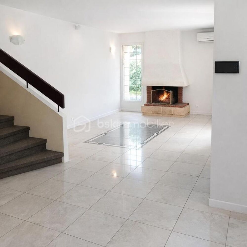 Vente Maison Maison  familiale avec jardin Gif sur yvette