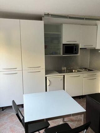  Appartement à louer 1 pièce 22 m²