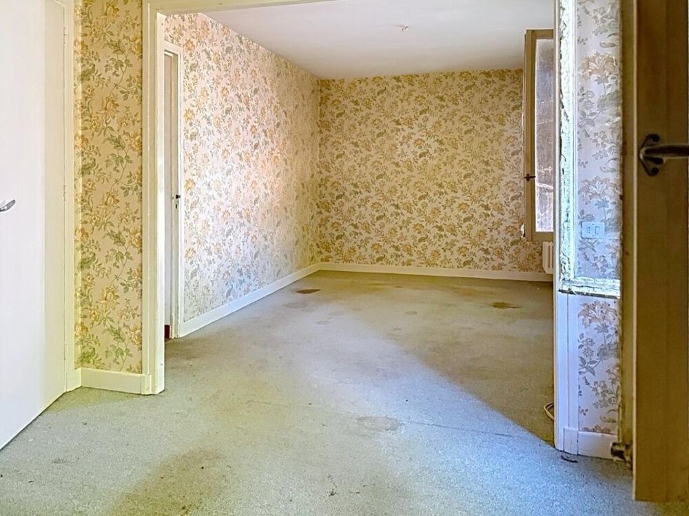 Vente Maison SUCCESSION VACANTE ! Maison à rénover 5 pièces, 3 chambres à Conflans-en-Jarnisy Conflans en jarnisy