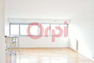  Appartement à louer 1 pièce 40 m²