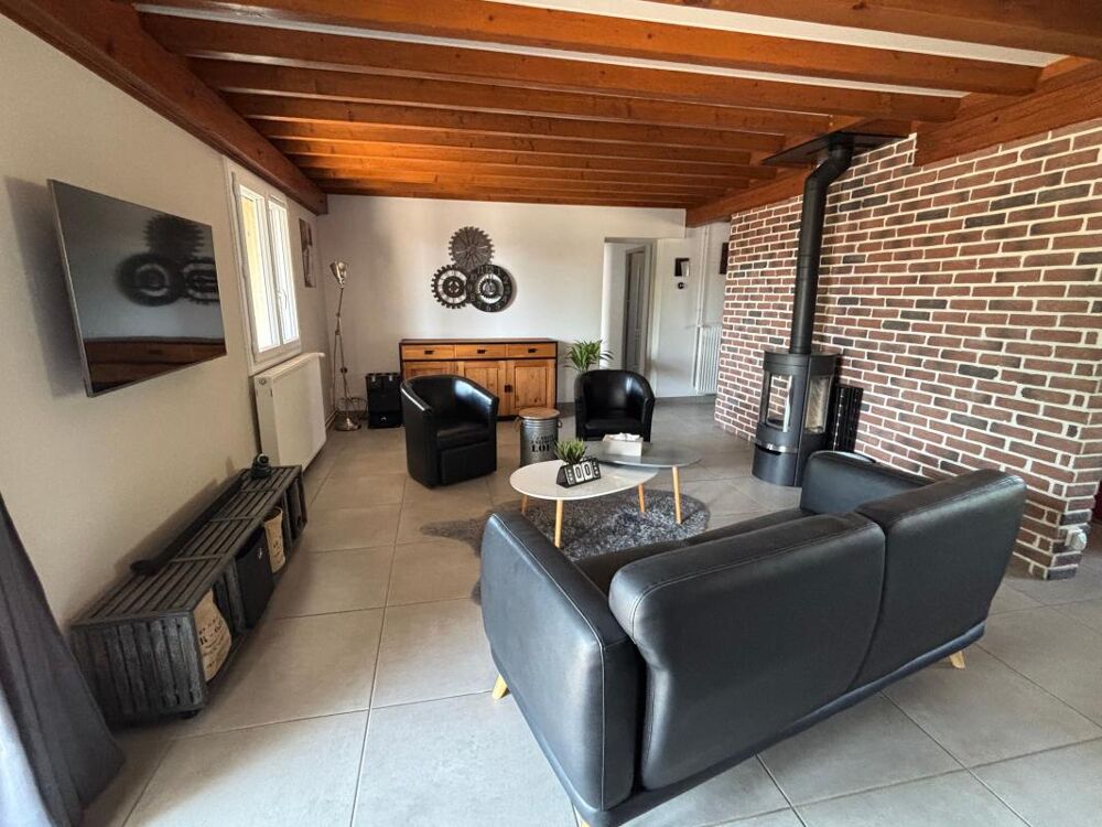 Vente Maison ? Attignat (01) – Maison rénovée 5 chambres, 160 m², DPE B, terrain 2 150 m², garage 50 m², piscine Attignat