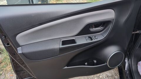 Yaris 1.5 VVT-i 100h E-CVT Dynamic Business 2017 occasion 33650 Saint Morillon