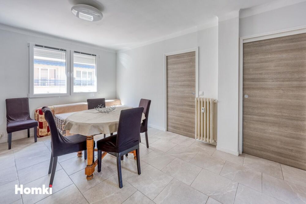 Vente Appartement A vendre ! Appartement T3 traversant rénove avec balcon ascenseur et cellier ideal investissement ou résidence principale Toulon