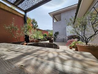  Villa à vendre 8 pièces 340 m²