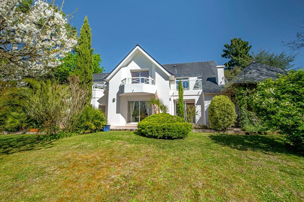 Maison Guerande 9 pièce(s) 207 m2