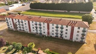  Immeuble à vendre 15 + pièces 4708 m²