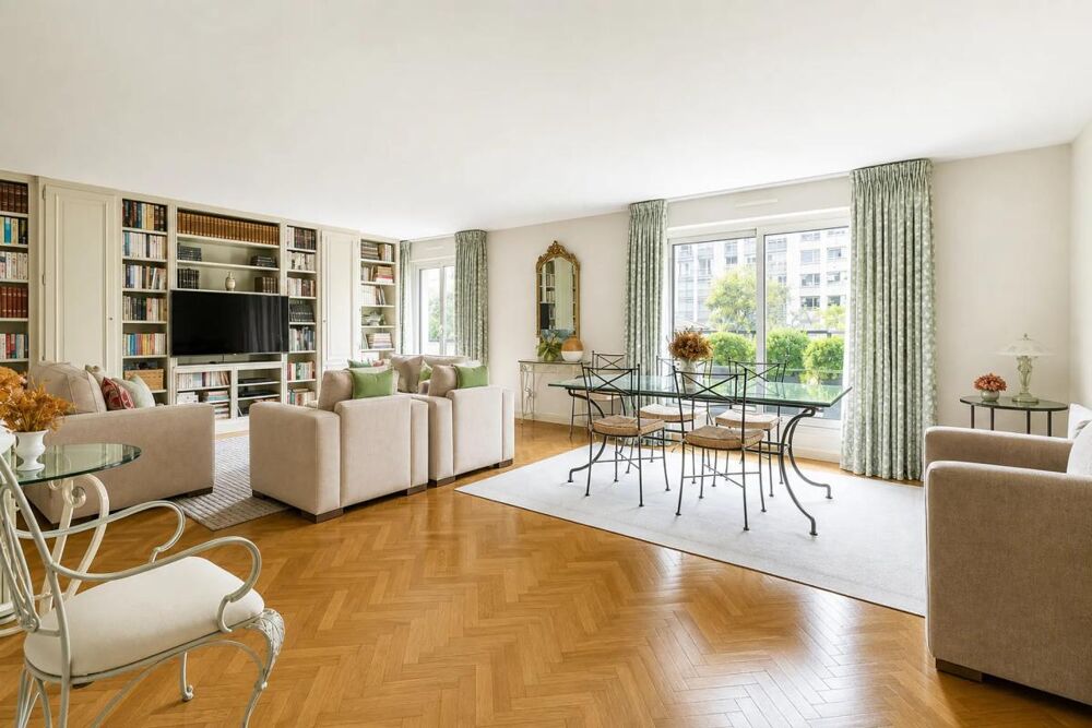 Vente Duplex/Triplex Luxueux Duplex de 140 m² avec Terrasse à Paris 16e Paris 16