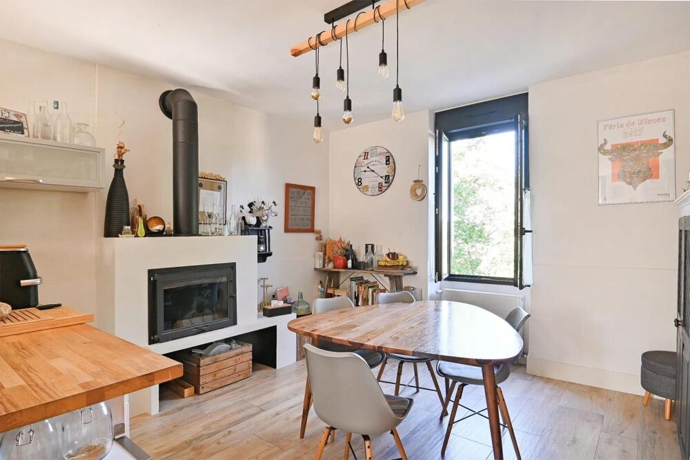 Vente Propriété/Château Maison de 7 pièces de 160 m² à Moussac Moussac