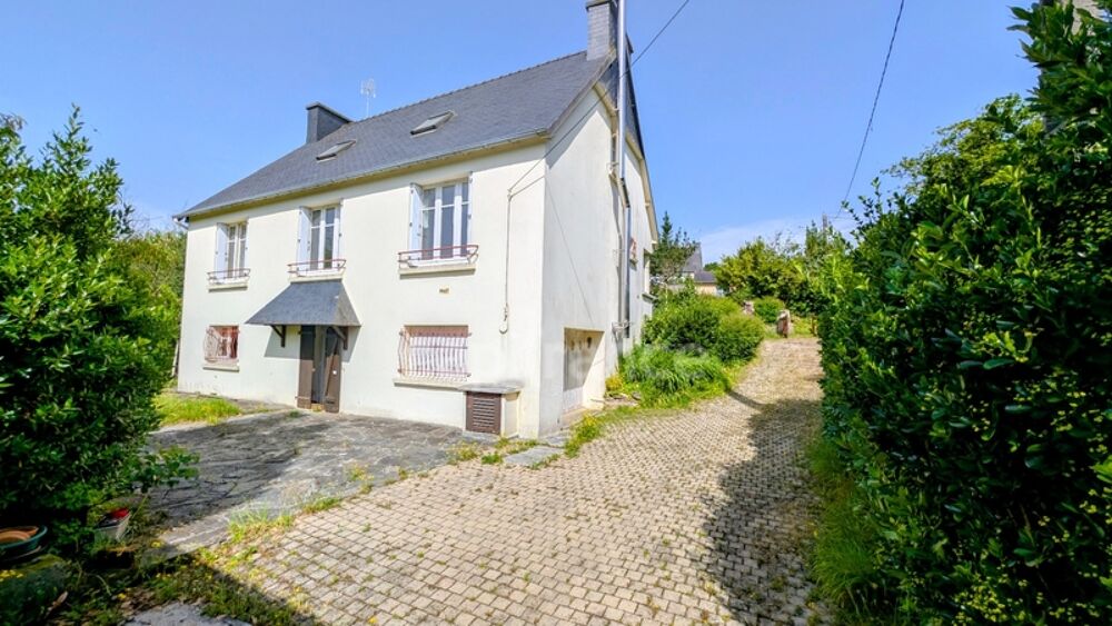 MAISON sur cave 130 m² - 5 CHAMBRES - TERRAIN 5 400 m² - PONT DE BUIS LES QUIMERCH (29)
