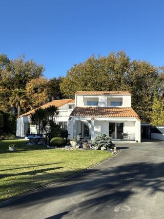  Maison � vendre 5 pi�ces 170 m�