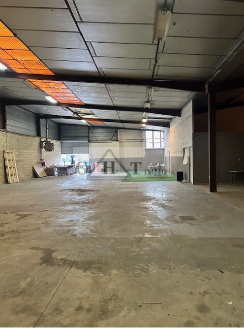 ENTREPOT 400 M²  A LOUER BRIE COMTE ROBERT 5300 77170 Brie comte robert
