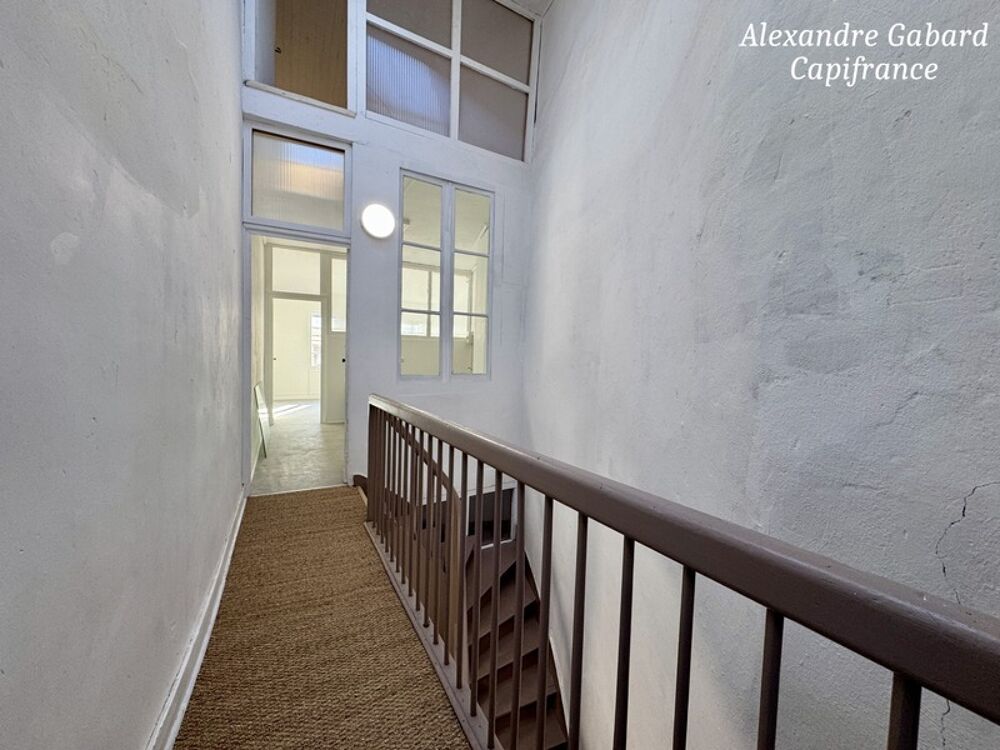 Vente Immeuble Centre ville - Immeuble en pierres d'environ 140 m² La reole