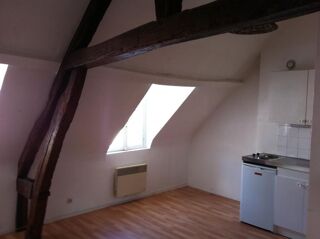  Appartement à louer 2 pièces 27 m²