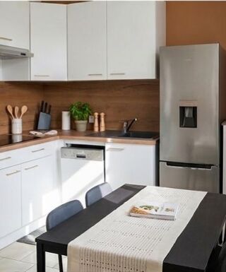  Appartement à louer 2 pièces 42 m²