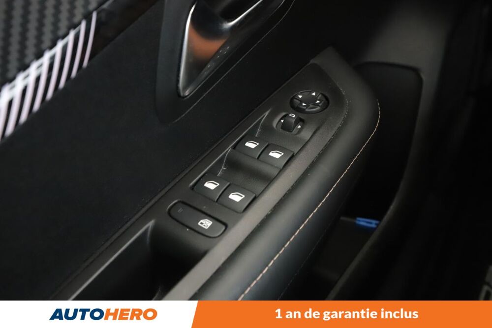 208 1.2 Hybrid Style e-DCS6 100 ch 2024 occasion 92130 Issy-les-Moulineaux