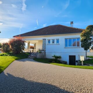  Maison à vendre 7 pièces 261 m²