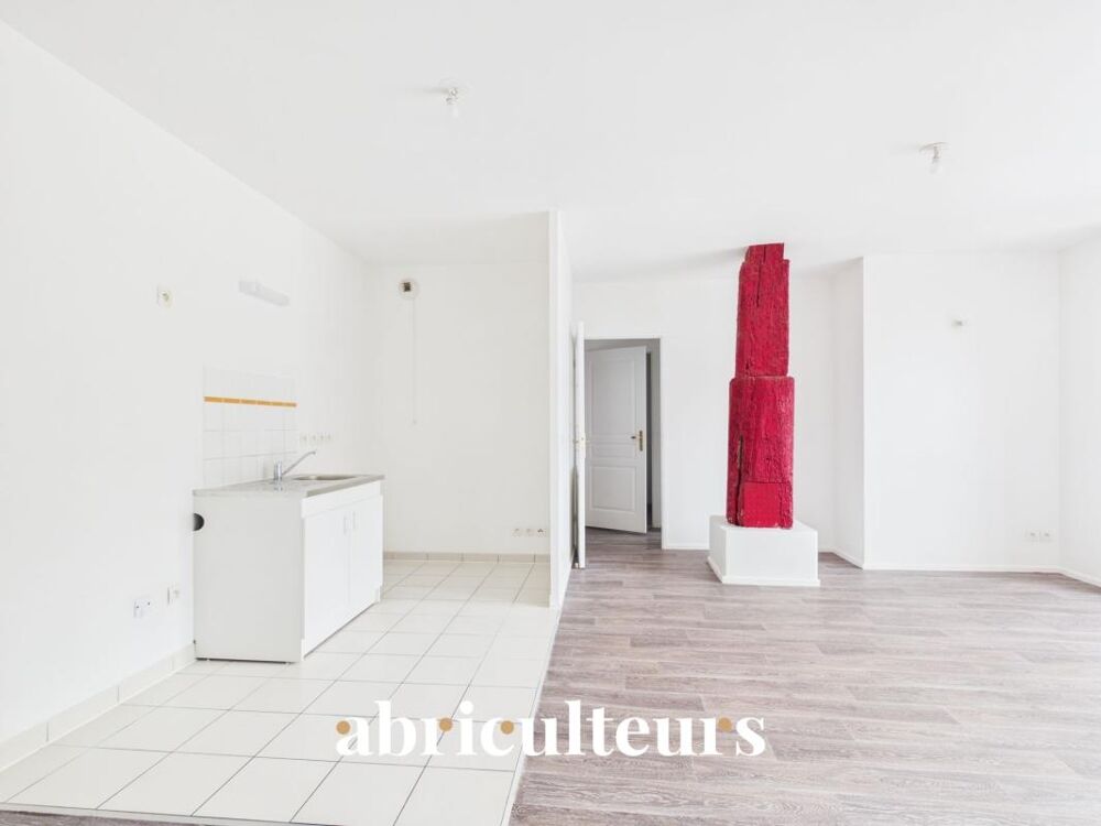 Vente Appartement Appartement T2 de caractère rénové avec terrasse et jardin – Résidence de standing à Survilliers Survilliers