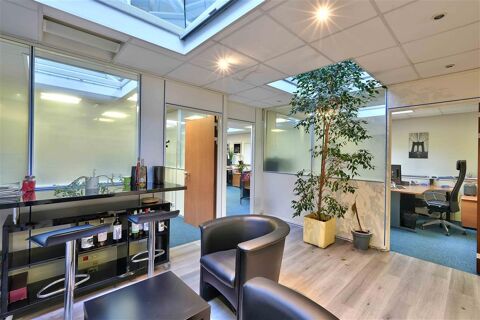 Bureaux &agrave; louer de 178 m&sup2; en bon &eacute;tat 3871 92210 Saint cloud