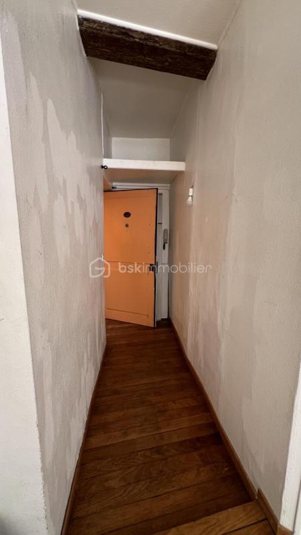 Grand T1 baigné de lumière  Potentiel duplex exceptionnel avec grenier de plus de 30 m²