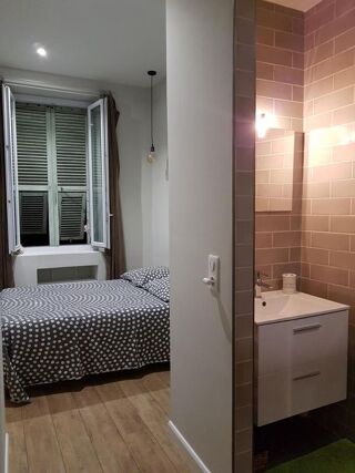  Appartement à louer 1 pièce 21 m² Nice