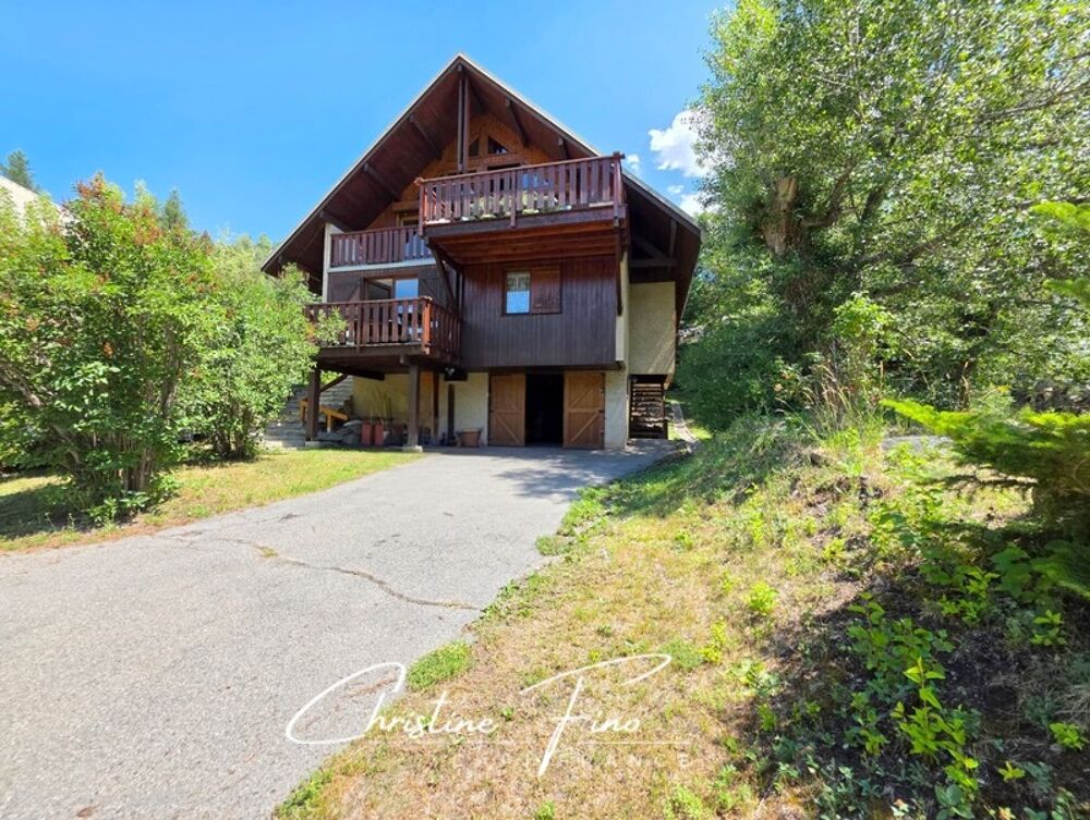 Vente Chalet SERRE CHEVALIER CHANTEMERLE Chalet face aux pistes Saint chaffrey