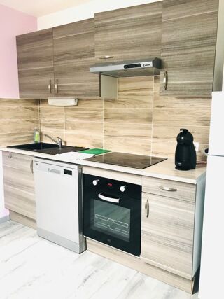  Immeuble � vendre 14 pi�ces 320 m�