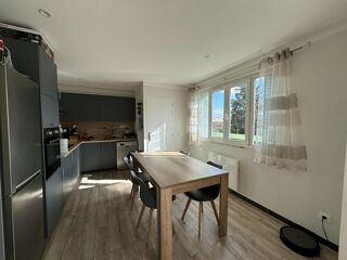  Appartement à louer 3 pièces 63 m²