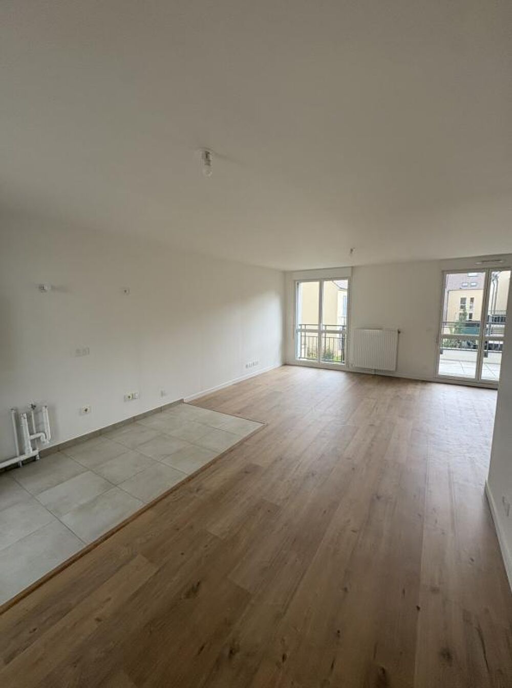 Vente Appartement 3 PIECES EN DERNIER ETAGE AVEC TERRASSE Morainvilliers