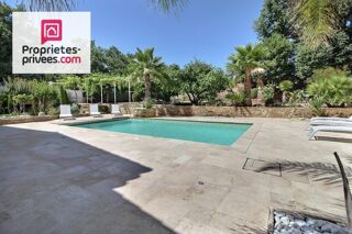  Villa à vendre 13 pièces 640 m²