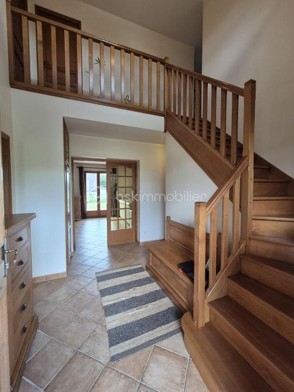 Maison familiale de 138 m2 avec sous-sol total et chambre au rez de chaussée !!