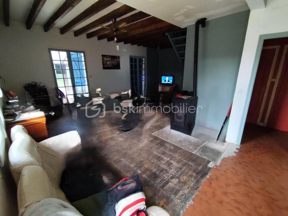 Vente Propriété/Château Propriété à restaurer - 2 maisons à caractère d'habitation + dépendances - Etang - Javené ''Rare à la vente'' Javene