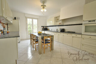  Maison à vendre 9 pièces 225 m²