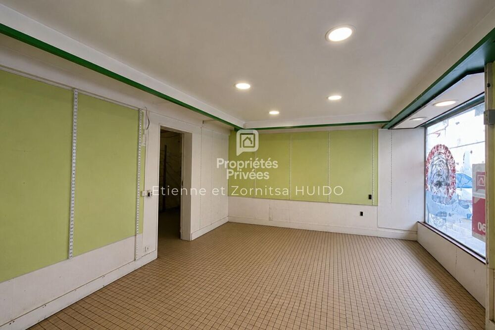Vente Immeuble Immeuble Vatan 10 pièce(s) 223 m2 Vatan