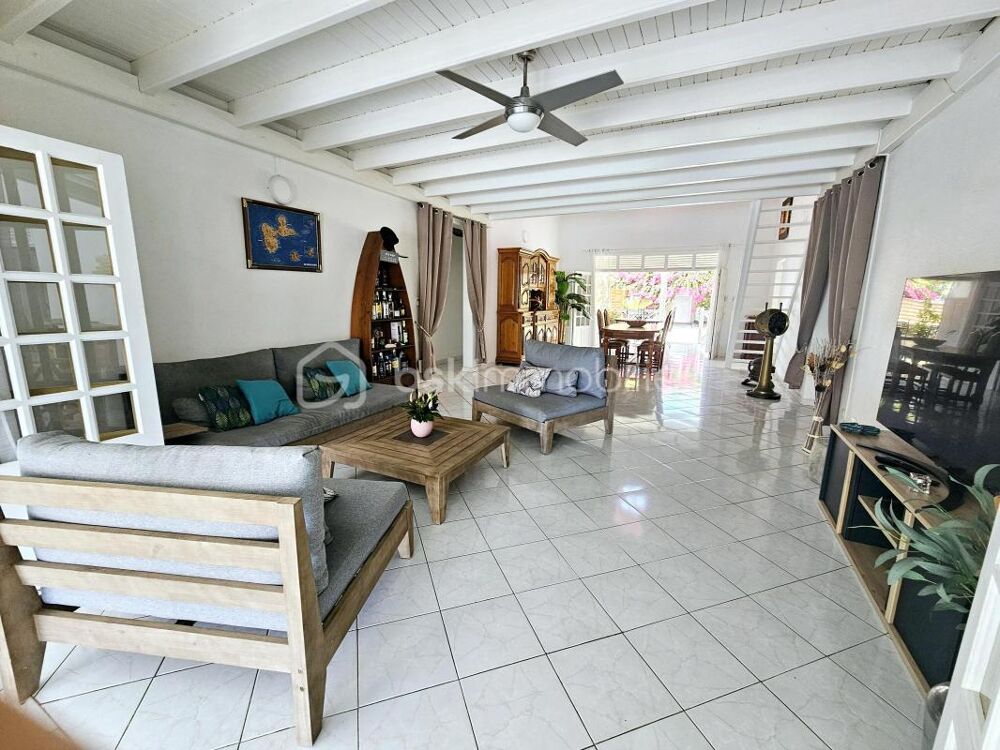 à vendre  Propriété/château Saint-François (97118)