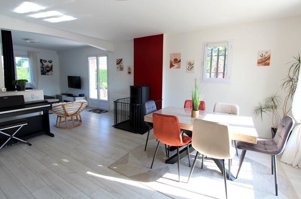 Maison à vendre 6 pièces LONS (64)