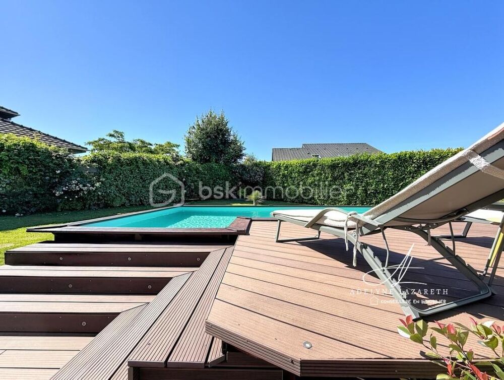 Vente Maison Maison familiale rénovée 150 m² au sol + T2 indépendant, piscine, jacuzzi et terrain de 811 m² Marcellaz albanais