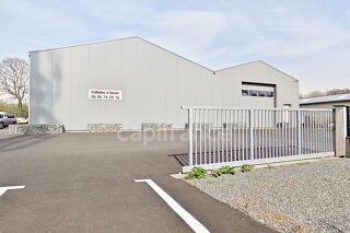   A la location sur LANTIC – Cellule artisanale / box de stockage de 181 m² au sein d'un site sécurisé Lantic