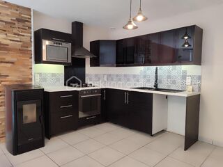 Vente Maison Maison à vendre Fleurance centre-ville (32500) – Rénovée, 4 chambres, plain-pied, cour & dépendance Fleurance