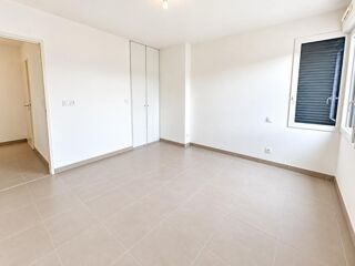  Appartement à louer 2 pièces 42 m²
