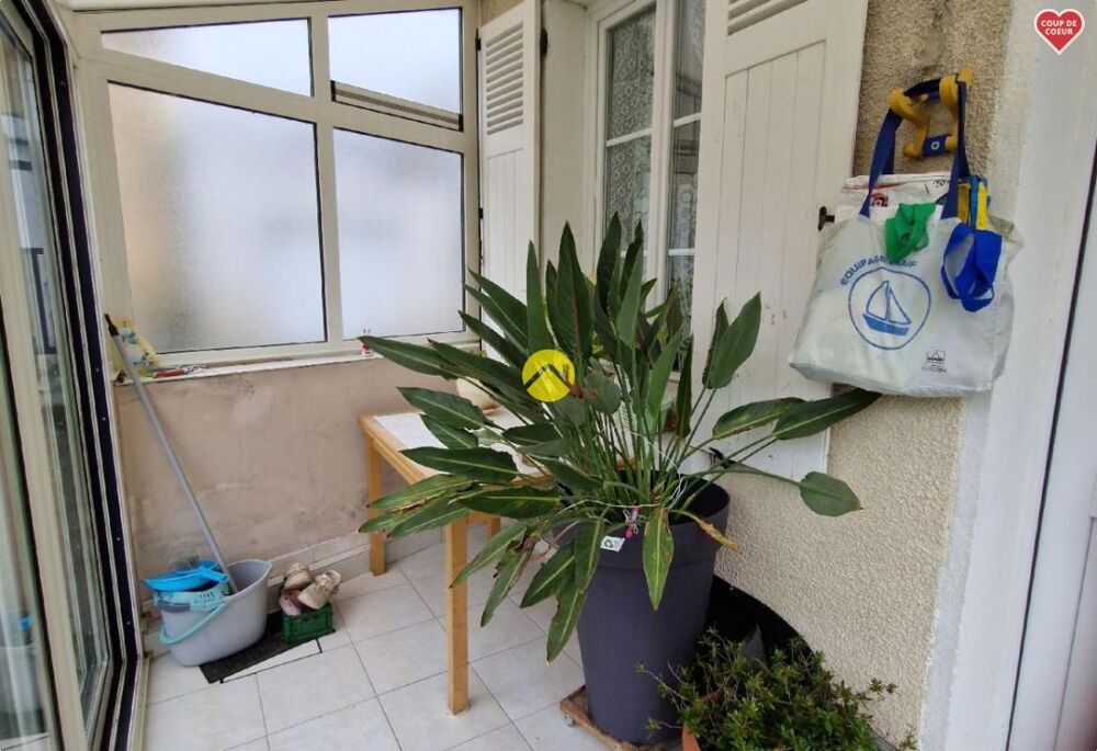 Maison avec terrain de 5641 m²