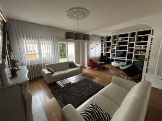  Maison � vendre 7 pi�ces 212 m�