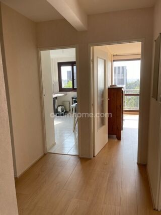  Appartement � vendre 4 pi�ces 77 m�