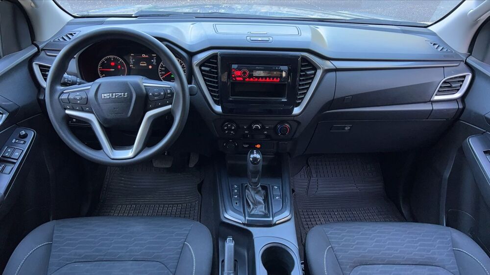 D-MAX Space Cab N60 1.9 Ddi 164 4WD BVA Bb - Premi&egrave;re main 4 place 2023 occasion 63000 Clermont Ferrand